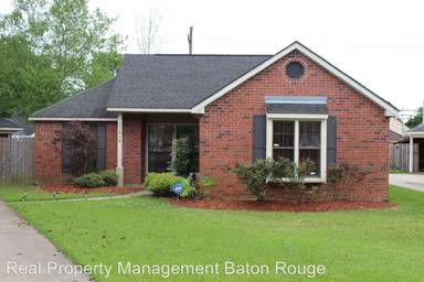 Main picture of 17838 Sugar Mill Ave