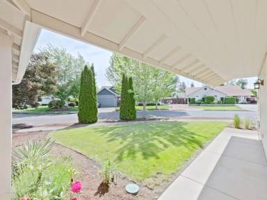 Main picture of 2387 Dale Ave
