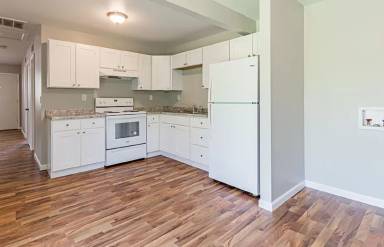 Main picture of 5 Tudor Ct