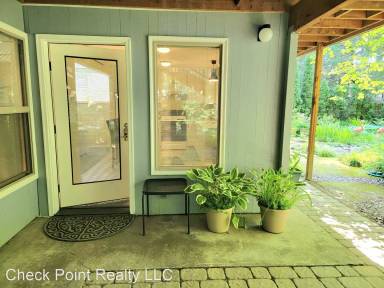 Main picture of 6110 SW Miles Ct