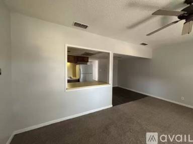 Main picture of 110 E Josephine St