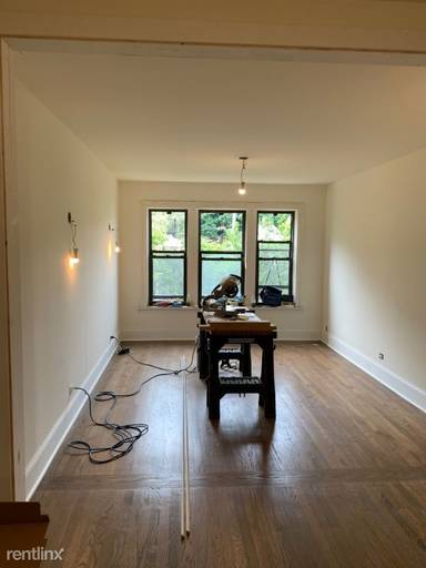 Main picture of 2324 N Spaulding Ave