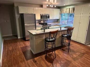 Main picture of 1302 Chambers St