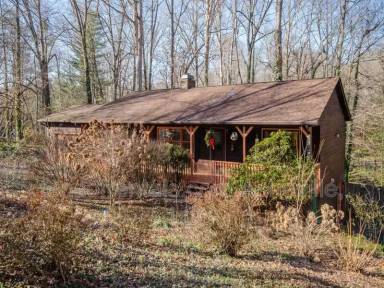 Main picture of 7 Shadowbrook Ln