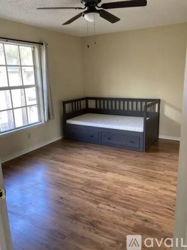 Main picture of 1089 S Hiawassee Rd