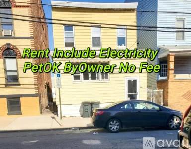 Main picture of 33 E 17th St