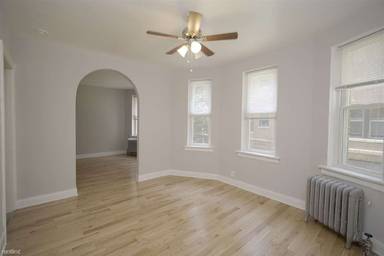 Main picture of 1345-1357 W Estes Ave Apartments
