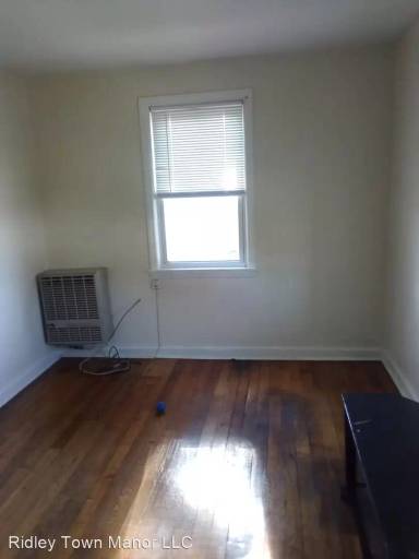 Main picture of 326 Morris Ave
