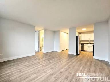 Main picture of 1344 N Dearborn St