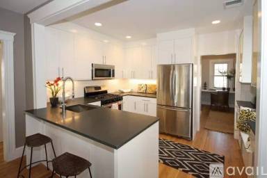 Main picture of 659 Massachusetts Ave