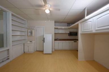 Main picture of 1456 Neil Ave