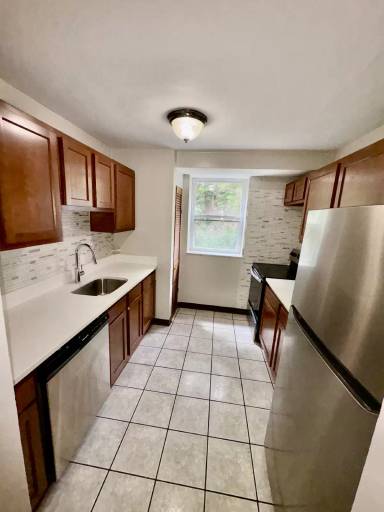 Main picture of Waldorf Park Apartments
