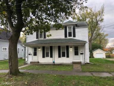 Main picture of 724 Irving St