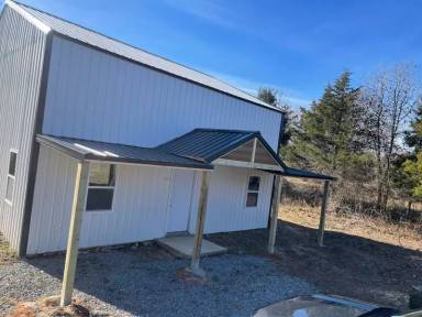 Main picture of 318 Stone Mountain Rd