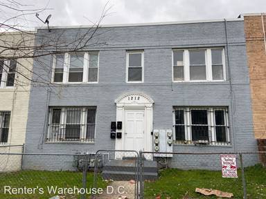 Main picture of 1212 16th St NE