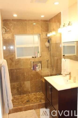 Main picture of 4907 River Ave