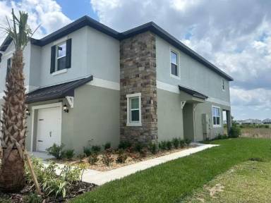 Main picture of 32004 Spiceberry St