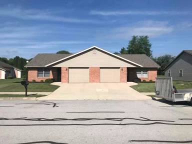 Main picture of 27 Cardinal St