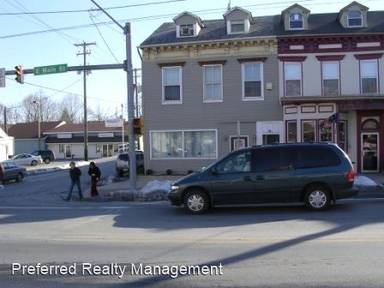 Main picture of 68 E Main St