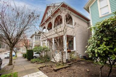 Main picture of 1519 A-B Sw Columbia