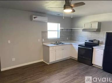 Main picture of 310 Pinecrest Dr