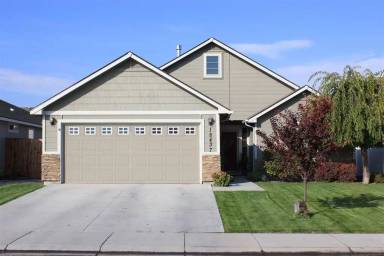 Main picture of 18437 Angel Wing Ave