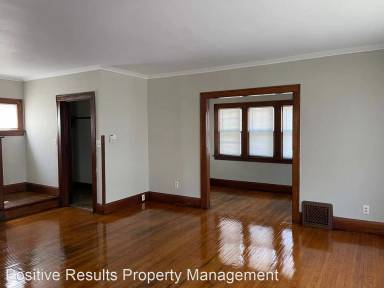 Main picture of 914 15th Ave