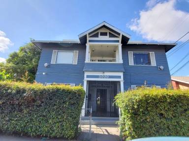 Main picture of 3020 Altura St