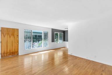 Main picture of 1129 Lincoln Blvd