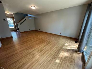 Main picture of 210 Half Moon Cir