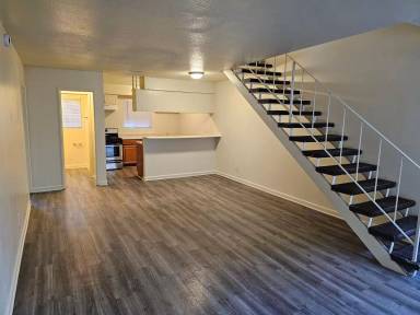 Main picture of 4378 Sepulveda Ave