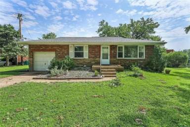 Main picture of 1041 Chambers Rd