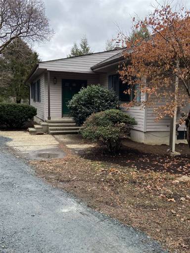 Main picture of 1003 Generals Hwy