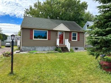 Main picture of 14 W Palm St