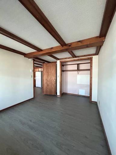Main picture of E6270 866th Ave