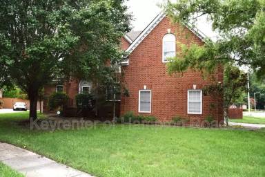 Main picture of 1100 Palomino Ct