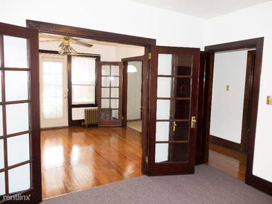 Main picture of 3333 Parkview Ave