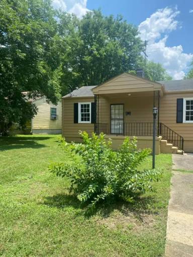 Main picture of 2019 Lee Ct SW