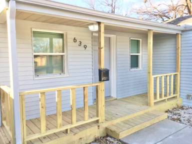 Main picture of 639 N Grove St