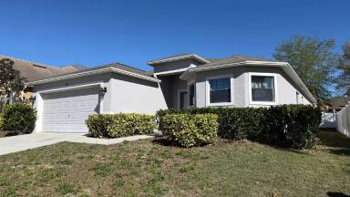Main picture of 206 Towerview Dr E