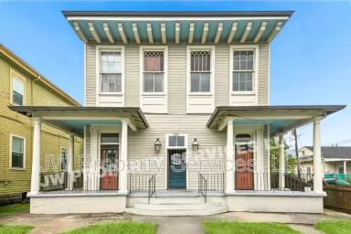 Main picture of 2332 Ursulines Ave