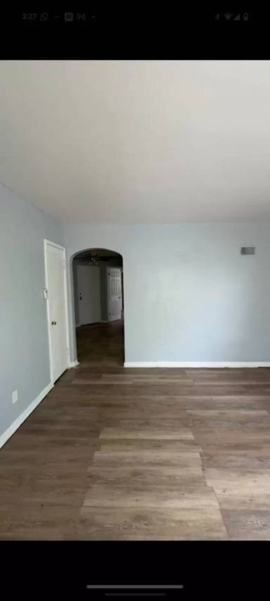 Main picture of 17 Maylan Dr