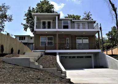 Main picture of 934 Ash St