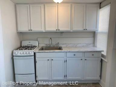 Main picture of 857 Congress St