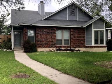Main picture of 3453 Ridge Country St