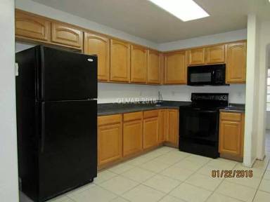 Main picture of 7721 Sublimity Ave