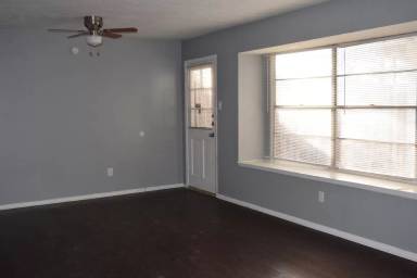 Main picture of 7329 Chasewood Dr