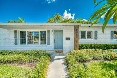 Main picture of 9951 SW 195th St