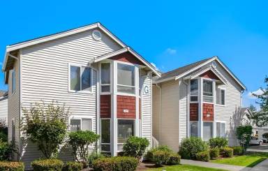 Main picture of 800 96th Ave NE