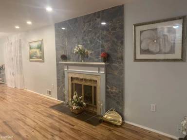 Main picture of 227 Lindsey Ct